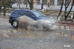 Новости » Общество: Почти все автодороги Керчи превратились в полосу препятствий